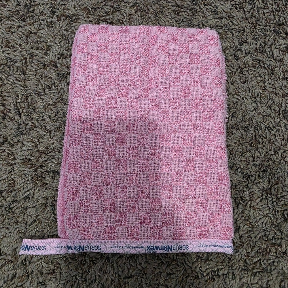 New Norwex Bathroom Scrub Mitt 2-in-1 Microfiber Cleaning Sponge Pink BacLock